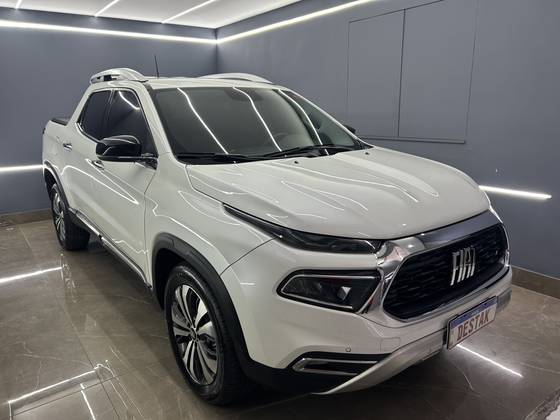 FIAT TORO 2.0 16V TURBO DIESEL VOLCANO 4WD AT9 FIAT TORO 2.0 16V TURBO DIESEL VOLCANO 4WD AT9